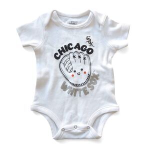 MBL Genuine Merchandise Chicago White Sox Bodysuit Newborn 0-3M
